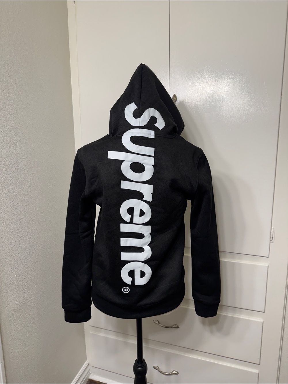 NWT Supreme Black Women's Pullover Hoodie